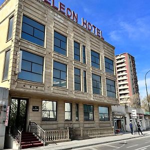 Eleon Hotel